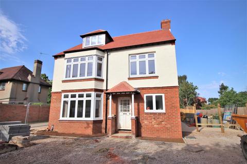 5 bedroom detached house for sale - Booth Lane South, Northampton