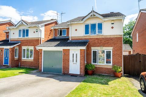 3 bedroom detached house for sale - Woodland Chase, York