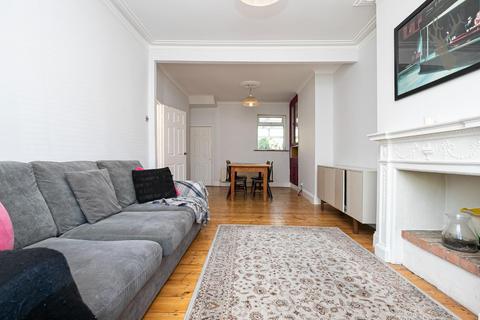 19 Birstall Road, London, N15 5EN