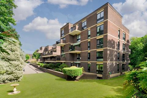 6 Pitt Place, Epsom, KT17 4PY