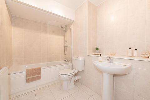 6 Pitt Place, Epsom, KT17 4PY