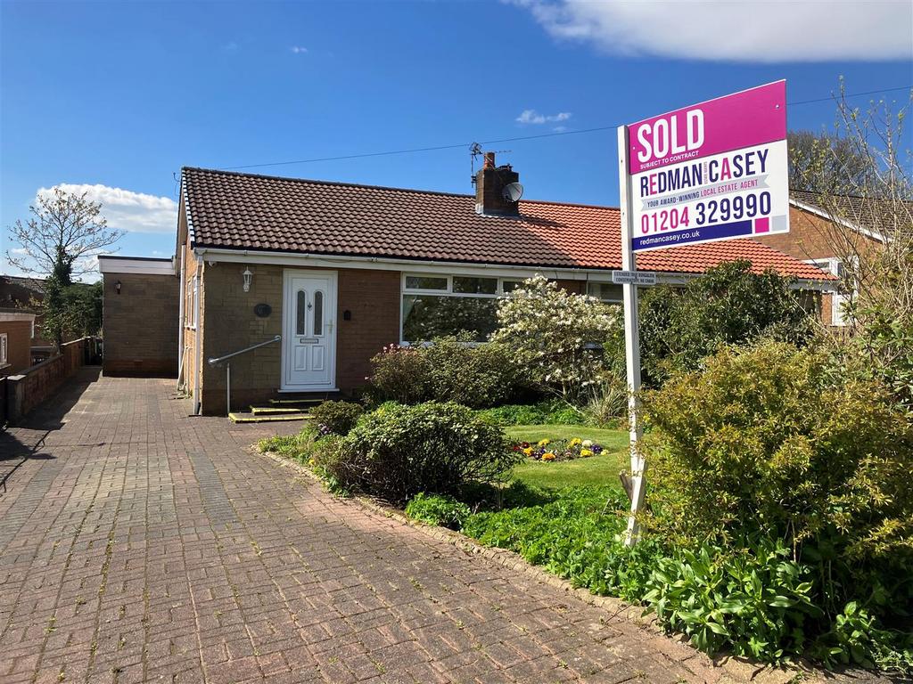 Claypool Road, Horwich, Bolton 2 bed semidetached bungalow £200,000
