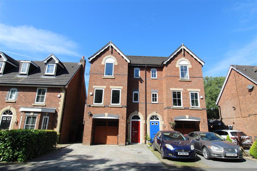 Butterwick Fields, Horwich, Bolton 3 bed semidetached house £330,000
