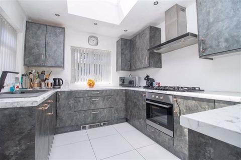 3 bedroom semi-detached house for sale - College Drive, Whalley Range, Manchester, M16