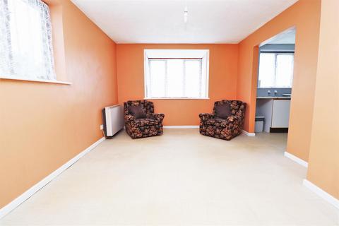 2 bedroom apartment to rent - Valley Road, Galley Common, Nuneaton