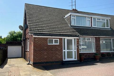 3 bedroom semi-detached house for sale - Ise Road, Kettering