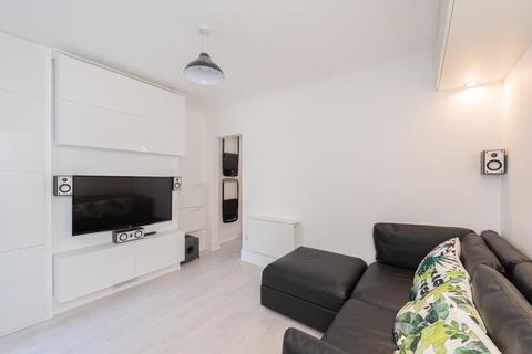 29 Adelphi Road, Epsom, KT17 1JB