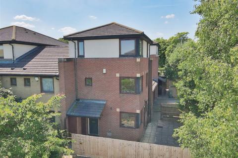 51 Adelphi Street, Campbell Park, Milton Keynes, MK9 4AE