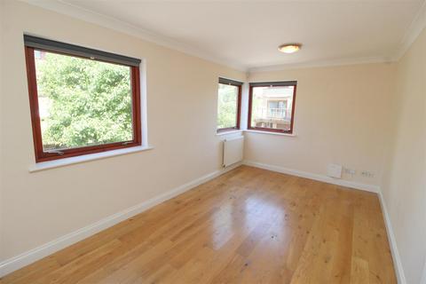 51 Adelphi Street, Campbell Park, Milton Keynes, MK9 4AE