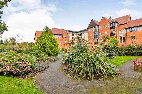 2 bedroom apartment for sale - Brunlees Court, 19-23 Cambridge Road, Southport