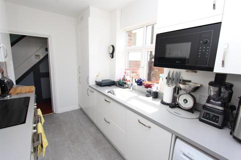 5 Hawkwood Crescent, London, E4 7PL