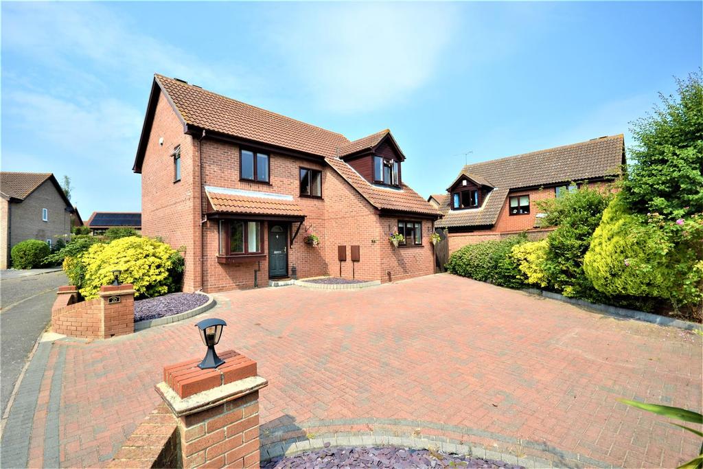 Leslie Park, BurnhamonCrouch 4 bed detached house £494,995