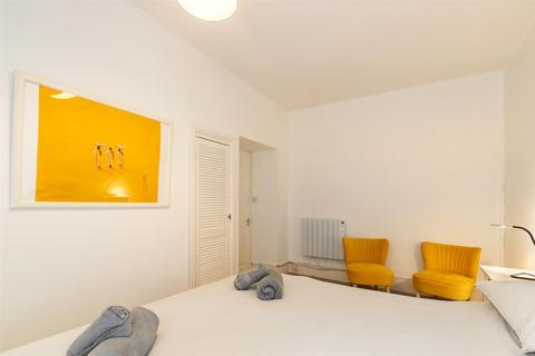 2 bedroom apartment for sale - Glen Court, Little Haven, Haverfordwest