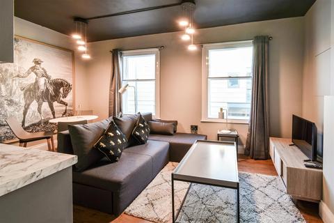 2 bedroom flat to rent - Spurriergate, York