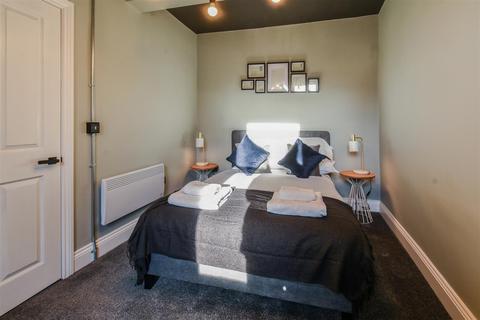 2 bedroom flat to rent - Spurriergate, York