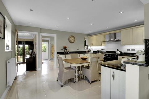 The White Cottage Berkswell Road, Meriden, Coventry, CV7 7LB
