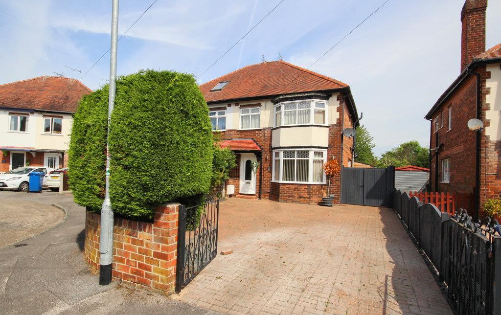 Kingsway, Cottingham 3 bed semidetached house for sale £260,000