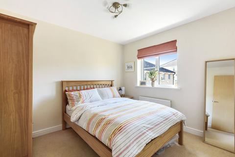 58 Sherriff Close, Esher, KT10 8AT