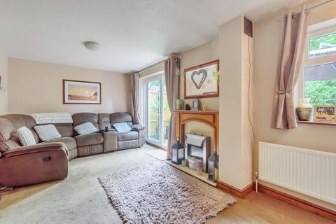 27 Balmoral Road, Didcot, OX11 8TY