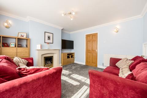 3 bedroom semi-detached house for sale - Clipsley Crescent, Haydock, WA11