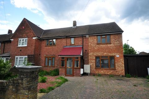 House share to rent - Cator Crescent New Addington CR0