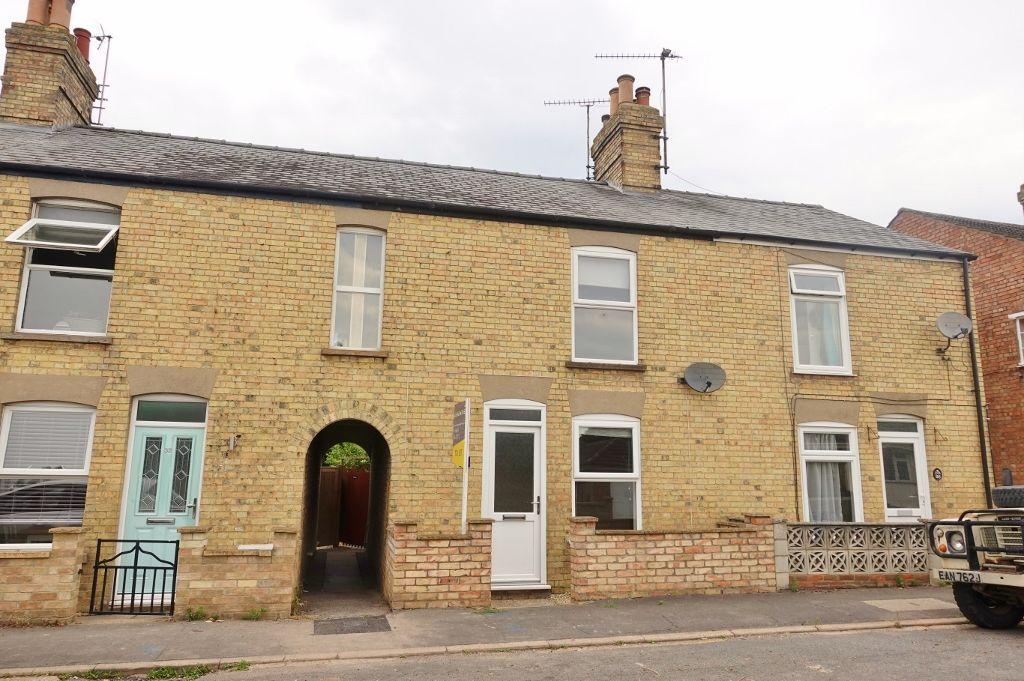 Millcroft, Soham 2 bed terraced house £875 pcm (£202 pw)