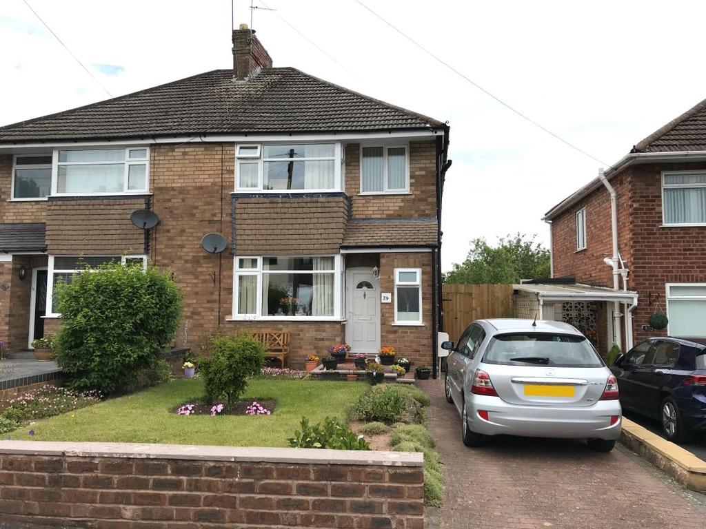 39 Springhill Grove, Wolverhampton, WV4 4SU 3 bed semidetached house