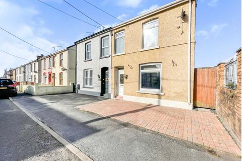 3 bedroom semi-detached house for sale - Maes Road, Llangennech, Llanelli, Carmarthenshire, SA14 8UG