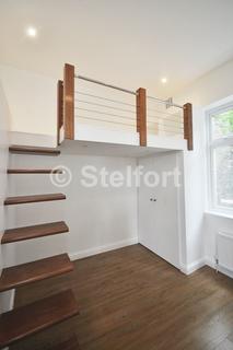 Studio to rent - Junction Road, London N19