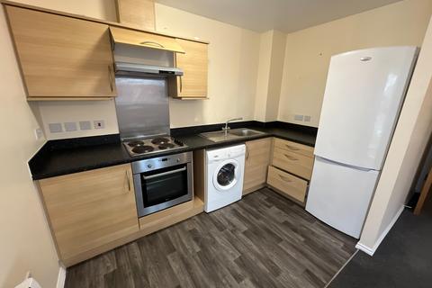 2 bedroom flat to rent, Westminster Drive, Swadlincote, DE11