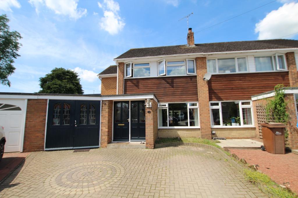 Leamington Road, Branston, DE14 4 bed semidetached house £250,000