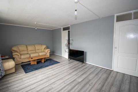 2 bedroom maisonette for sale, Kashmir Road, Leicester