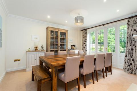 6 bedroom detached house to rent, Leigh Place, Cobham, Surrey, KT11