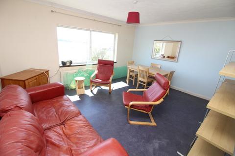 2 bedroom flat for sale, 3 Lansdowne Court, 33 Hamilton Terrace, Milford Haven SA73 3JN