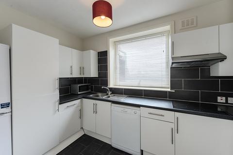 4 bedroom apartment to rent - Strathmore Court, London