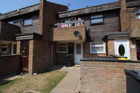 2 bedroom maisonette to rent, Knox Road, Clacton-on-Sea