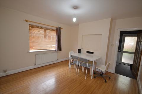 8 Botoner Road, Coventry, CV1 2DA