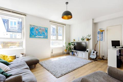 Flat 50, Renton Close Brixton Hill, London, SW2 1EZ