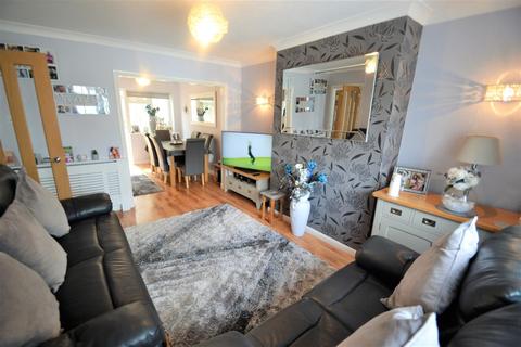 41 The Gardens, Feltham, TW14 9PP