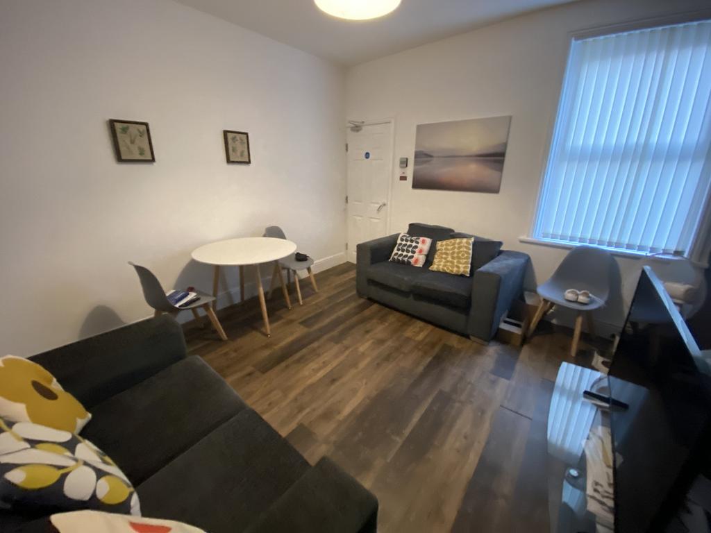 Brays Lane, Coventry, CV2 4 bed terraced house £200,000