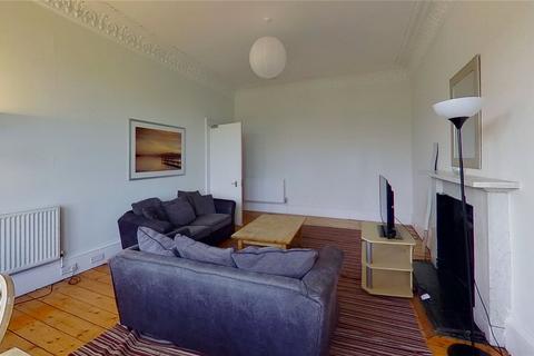 4 bedroom flat to rent, (2f1) Parkside Terrace, Edinburgh, EH16