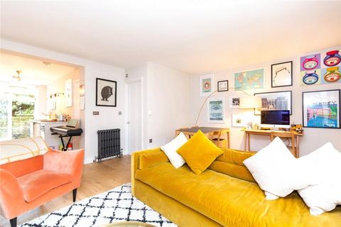 Basement, 41b Compton Road, London, N1 2PB