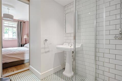Basement, 41b Compton Road, London, N1 2PB