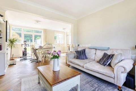 90 Woodside Avenue, Chislehurst, BR7 6BS