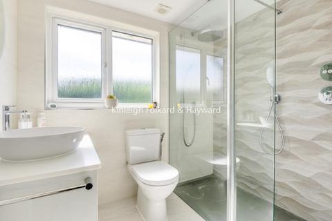 90 Woodside Avenue, Chislehurst, BR7 6BS