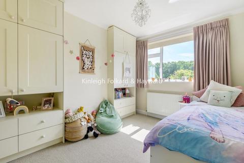 90 Woodside Avenue, Chislehurst, BR7 6BS