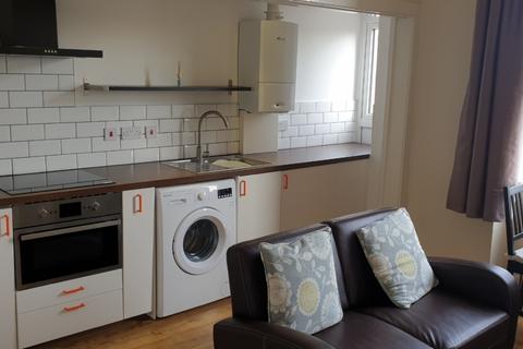 undefined, 5 Amisfield Street, Flat 2-2, Glasgow, G20 8LD