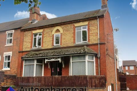 2 bedroom flat to rent, Coventry Street, Kidderminster DY10