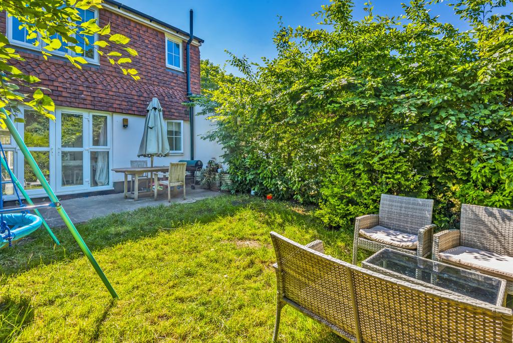 Church View Close, Elstead... 3 bed terraced house £575,000