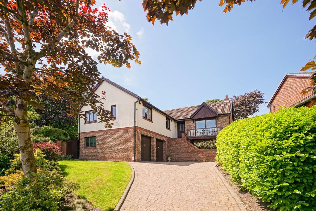 Grange Park Road, Bromley Cross, Bolton, BL7 4 bed detached house for sale £589,500